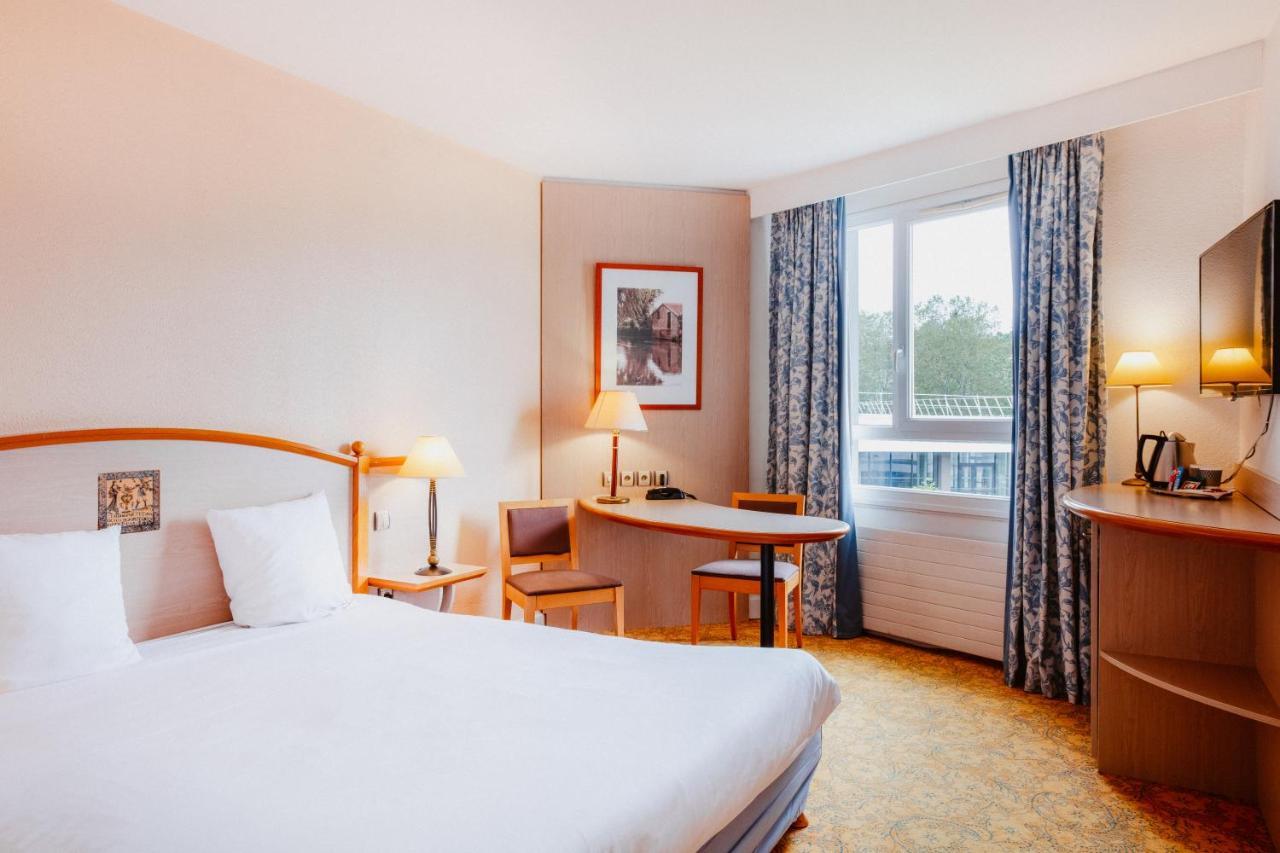 Mercure Nevers Pont De Loire Eksteriør billede