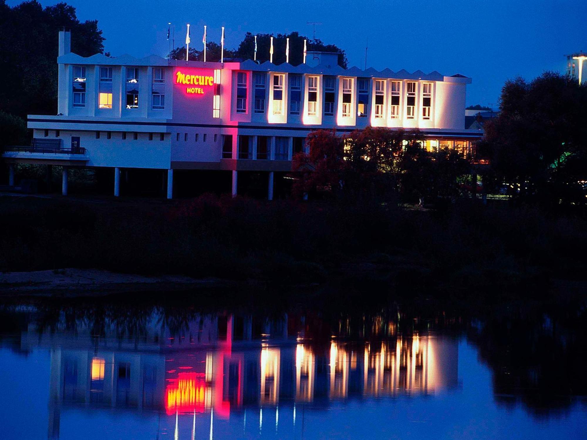 Mercure Nevers Pont De Loire Eksteriør billede